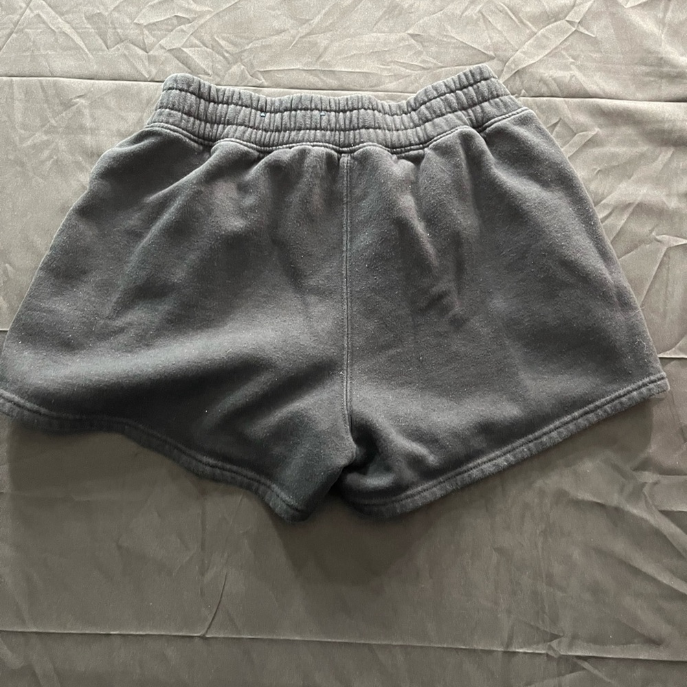 Hollister Women's black Athletic Shorts high rise Small - Picture 5 of 5